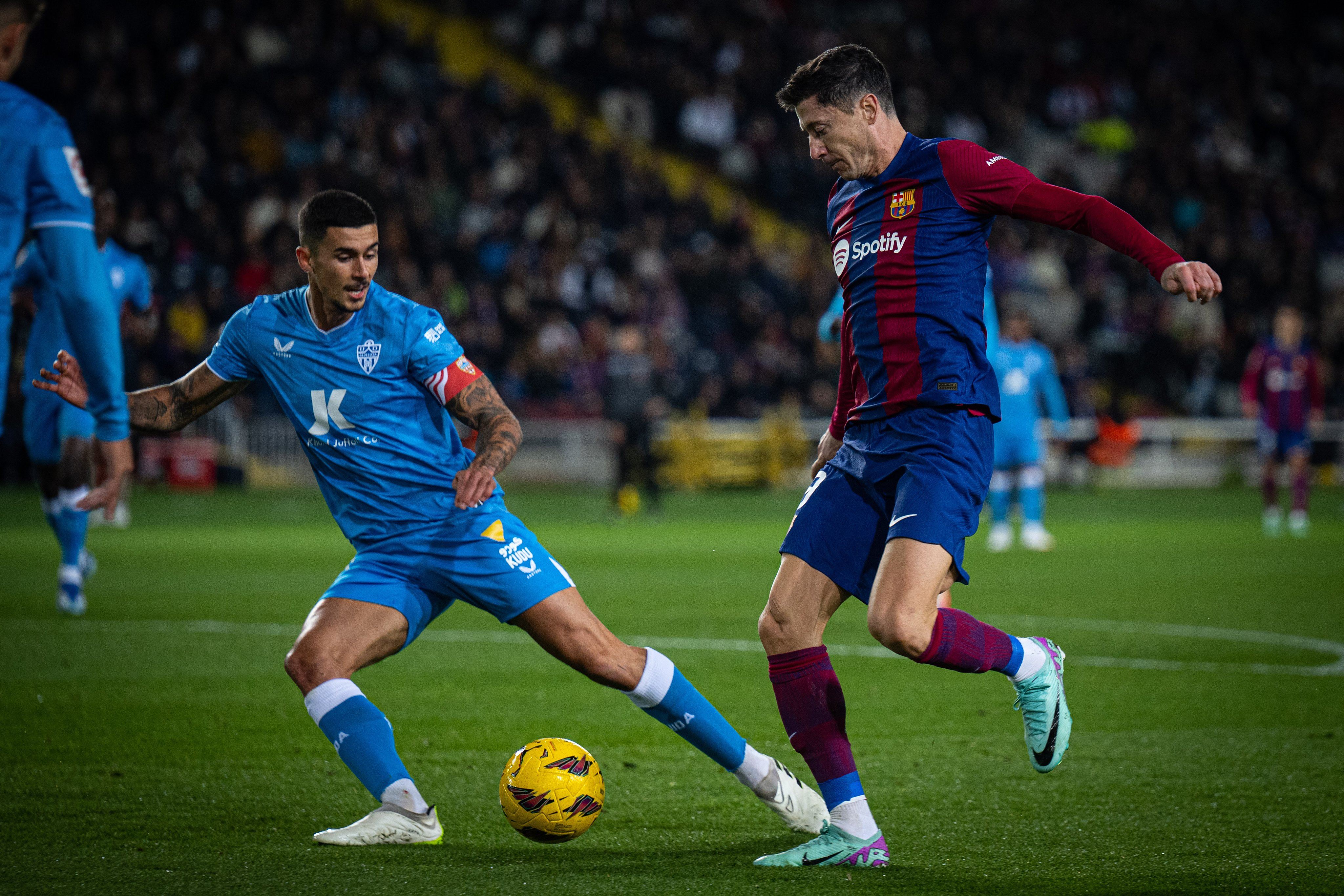 kaiyun-快船引发争议！，莱万多夫斯基官方宣布锐不可当新规上演精彩一战(莱万多夫斯基经典语录)