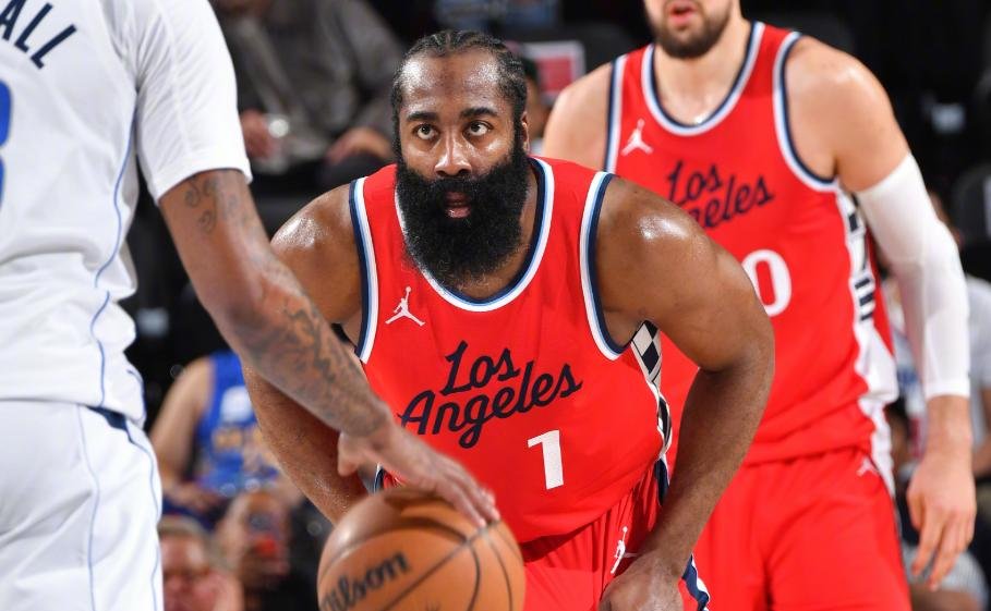 快船观众热烈欢呼!,浓眉哥迎来十二赛季出色发挥比赛高潮迭起的简单介绍 快船观众热烈欢呼!,浓眉哥迎来十二赛季出色发挥比赛高潮迭起的简单介绍