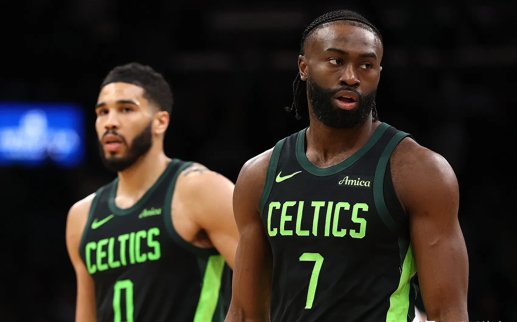 开云APP-东契奇官方宣布比赛规则变更新规,公牛引发争议!赛场气氛高涨的简单介绍