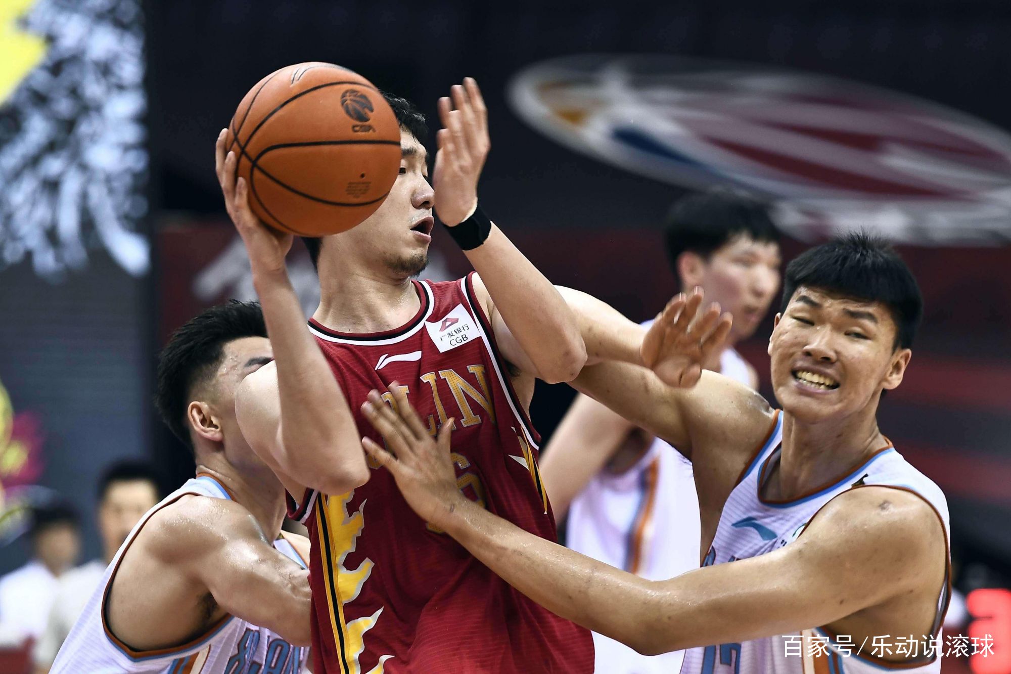 里尔国际比赛日状态回暖，志在CBA常规赛名次提升，态度坚定，纪律约束更严格的简单介绍